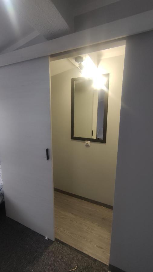 Zajazd Pod Lwem Trzebnica Exterior foto