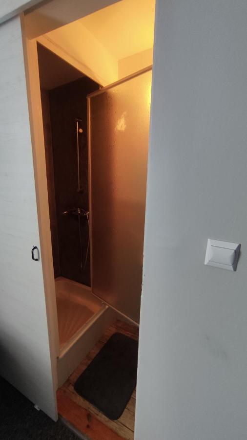 Zajazd Pod Lwem Trzebnica Exterior foto